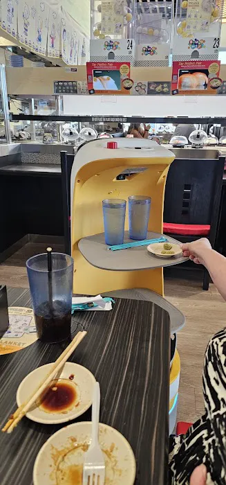 Kura Revolving Sushi Bar Picture 8