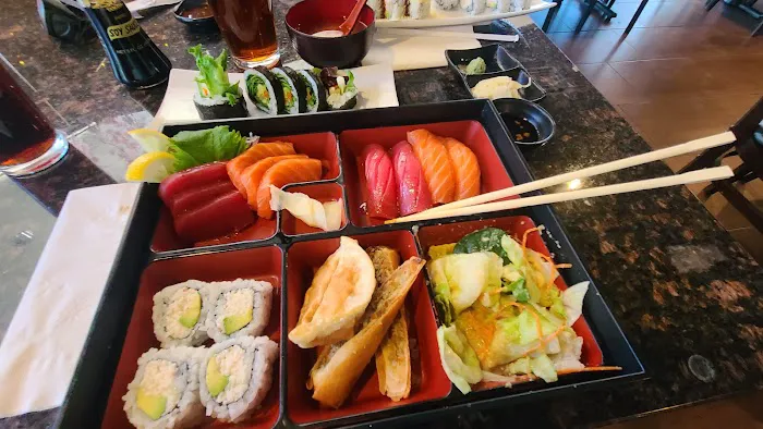 sushi street Picture 1