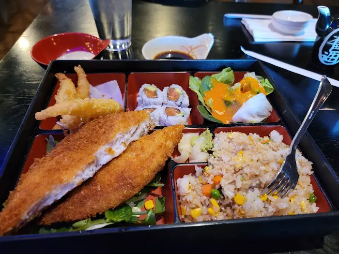 Tokyo Sushi Asian Food and Bar Picture 7
