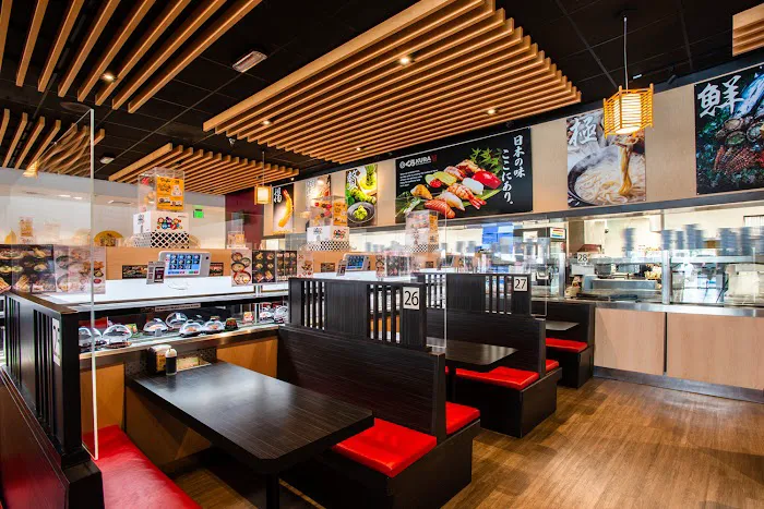 Kura Revolving Sushi Bar Picture 3