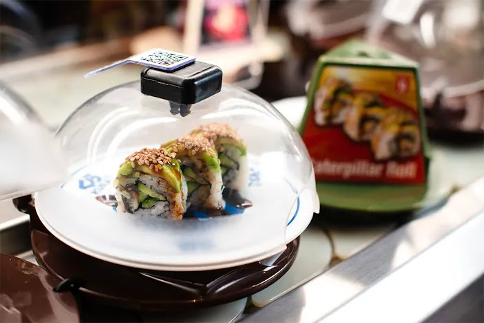 Kura Revolving Sushi Bar Picture 9