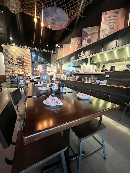 Mikoto Ramen Bar and Sushi Picture 9