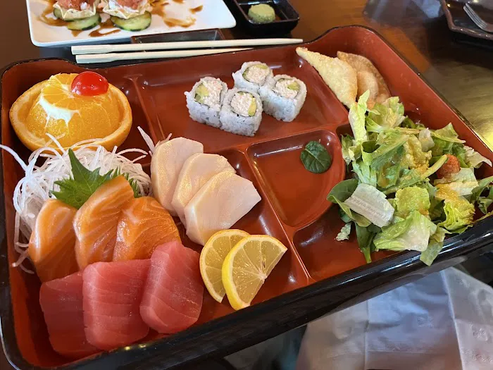 Suzushii Sushi & Grill Picture 4