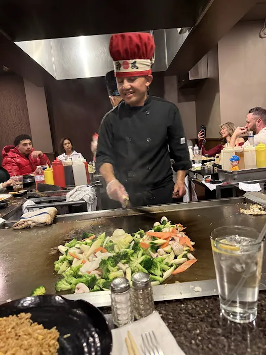 Sake Hibachi Sushi & Bar Picture 6