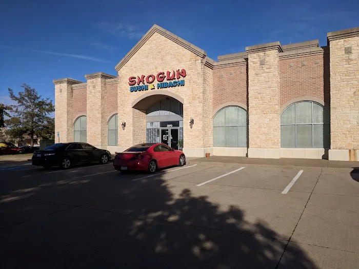 SHOGUN Sushi & Hibachi Picture 2