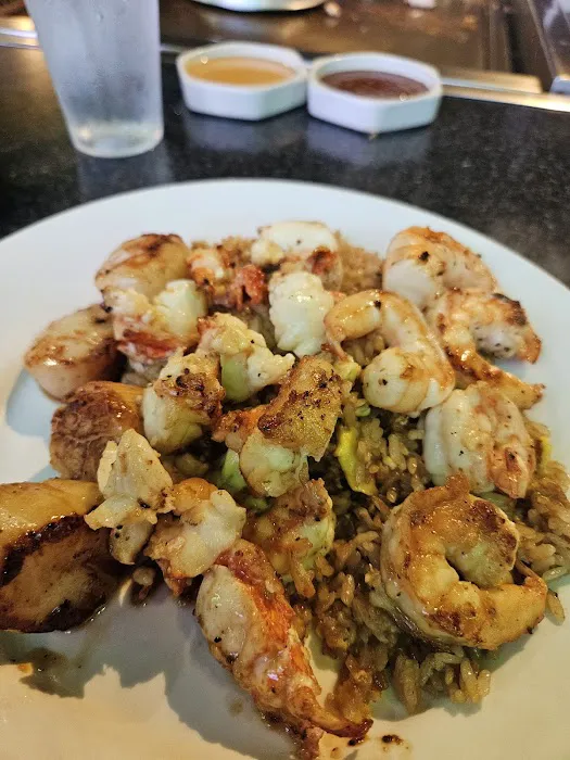 SHOGUN Sushi & Hibachi Picture 3