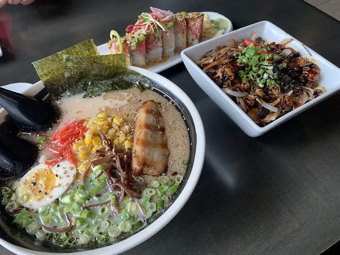 Ozeki Ramen & Sushi Izakaya Picture 2