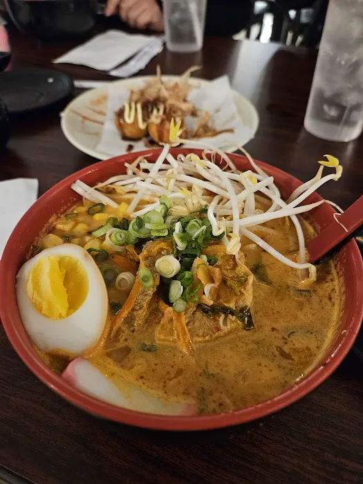 Sushi And Ramen Japanese Restaurant Picture 3