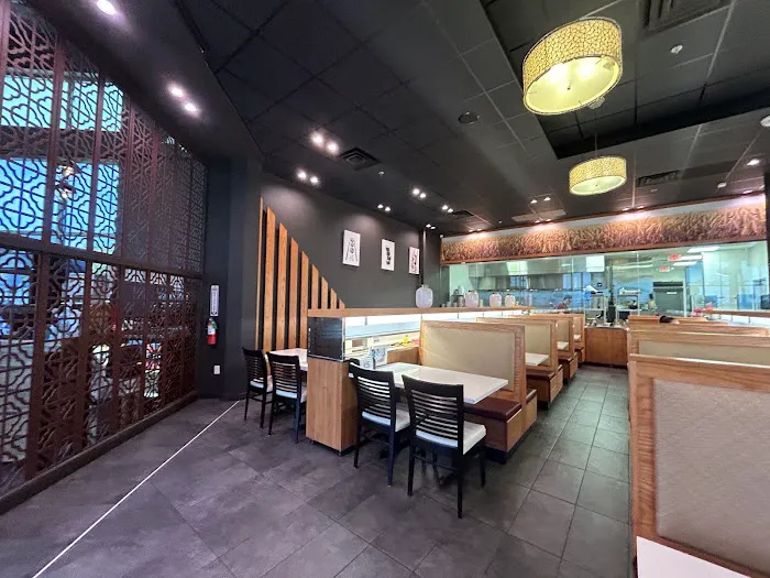 Akarii Revolving Sushi Bar Picture 10