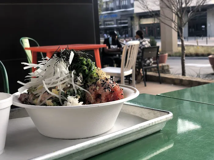 GO FISH POKE - LAS COLINAS Picture 1