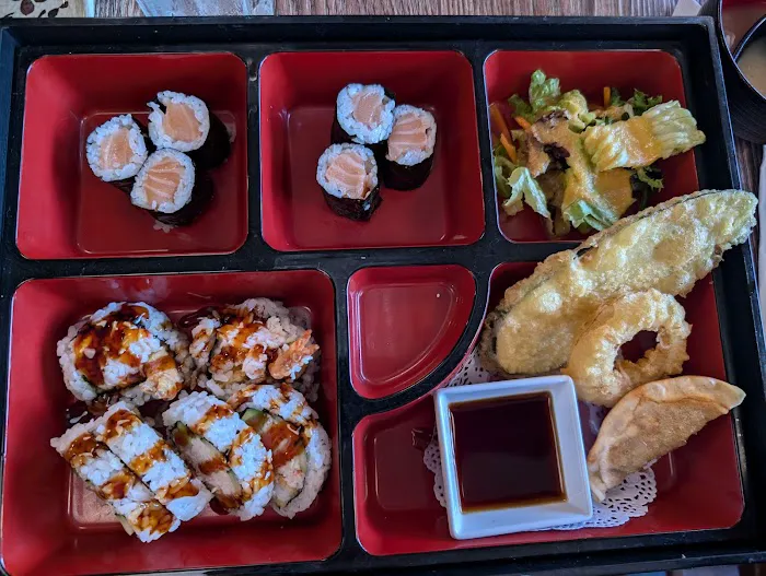 Jiro Sushi and Grill Picture 10