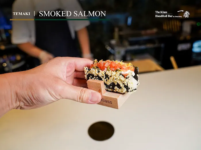 The Klass Handroll Bar of Dallas Picture 6