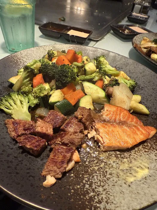 Asahi Teppenyaki & Sushi Picture 7