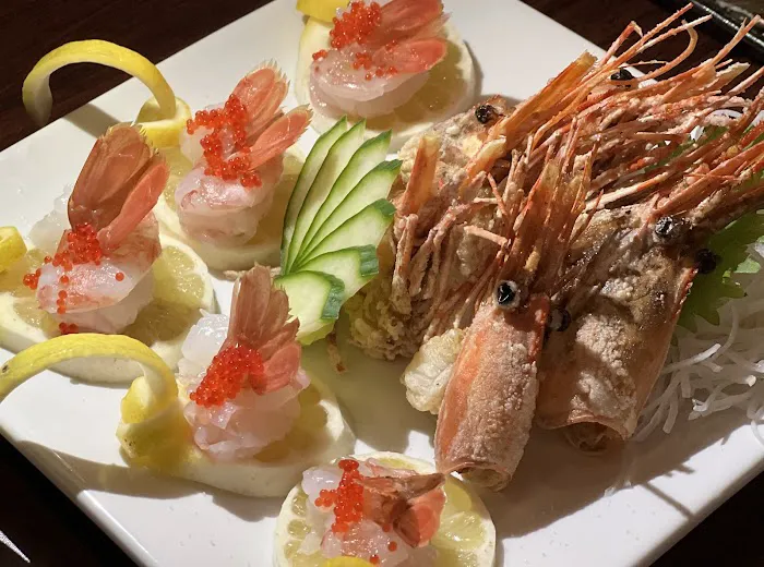Azusa Sushi & Izakaya Picture 2