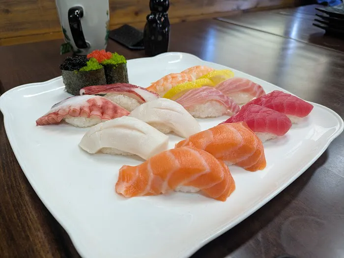 Tsunami Sushi and Grill Picture 2