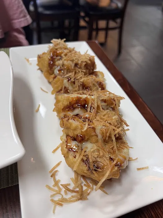 Tsunami Sushi and Grill Picture 6