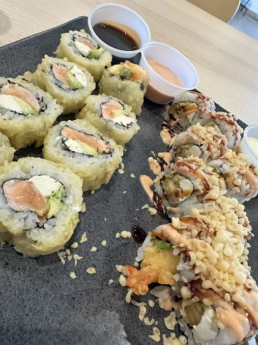 Sushi rollin' Picture 2