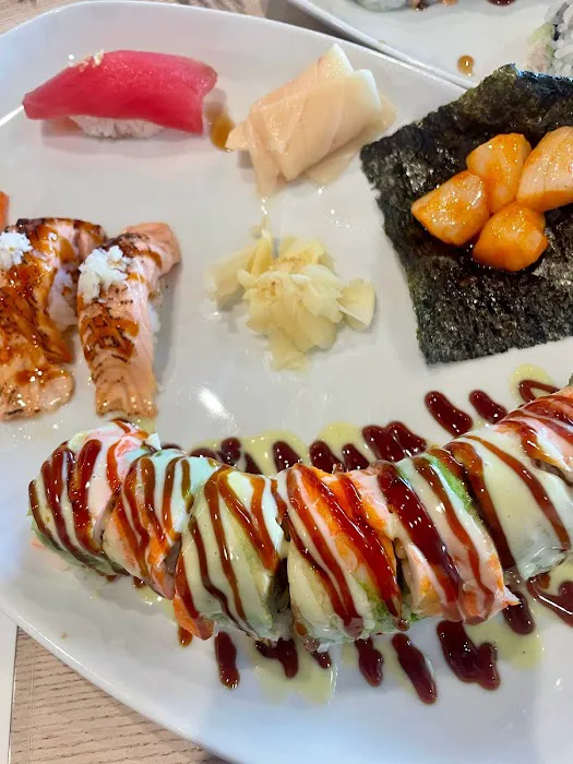 Sushi rollin' Picture 7