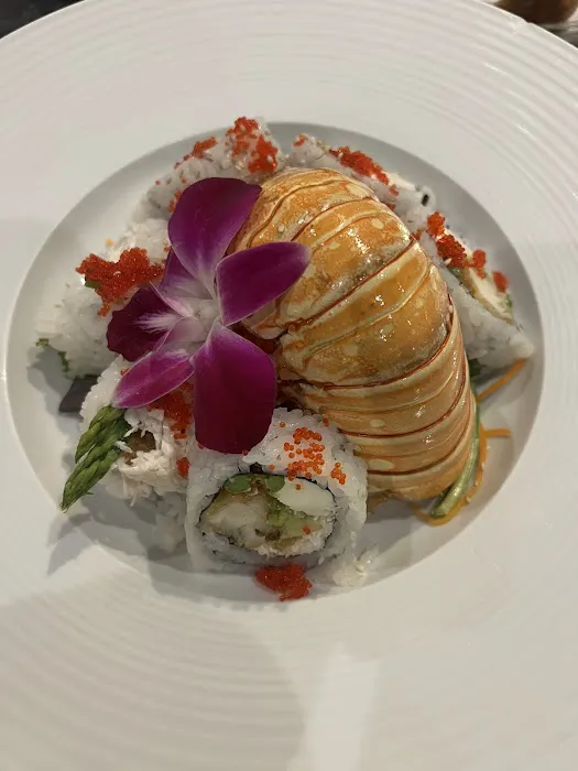 Sumo Sushi Picture 5