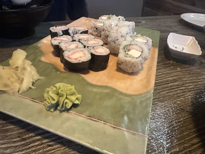 Adoriana sushi and asian grill Picture 5