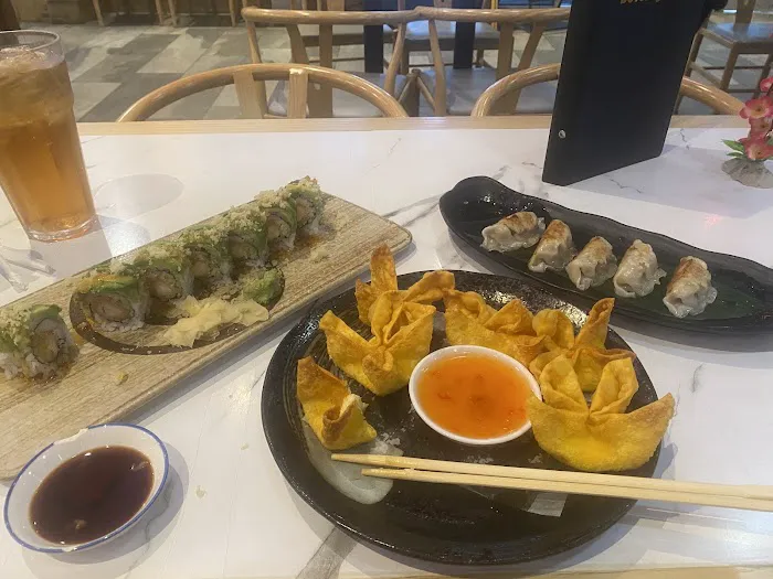Fujiya Habachi Ramen Sushi Bar Picture 7