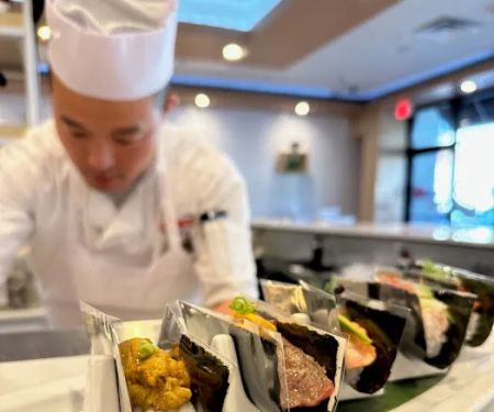Blue Maki by The Blue Fish