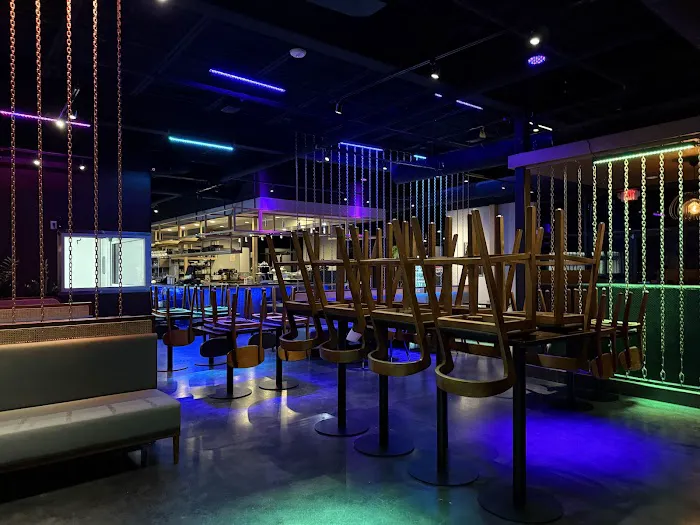 Ichibang Sushi Izakaya & Karaoke Lounge Picture 9