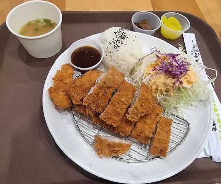 Koi sushi and izakaya