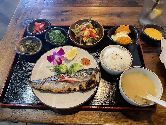 Koi sushi and izakaya Picture 3
