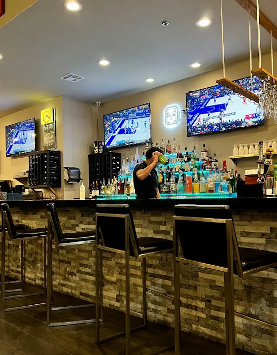 Sushi Yamazaki Bar & Grill Picture 2