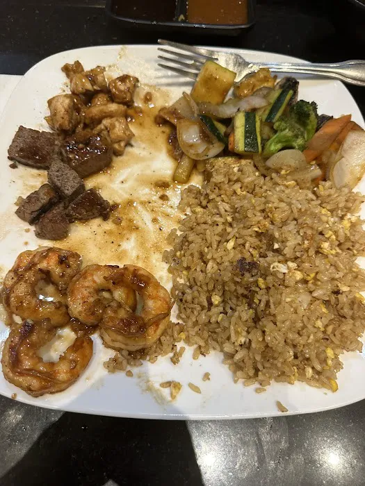 Mt. Fuji Hibachi Steak House Picture 7