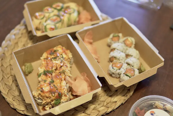 Genkis Sushi Picture 8