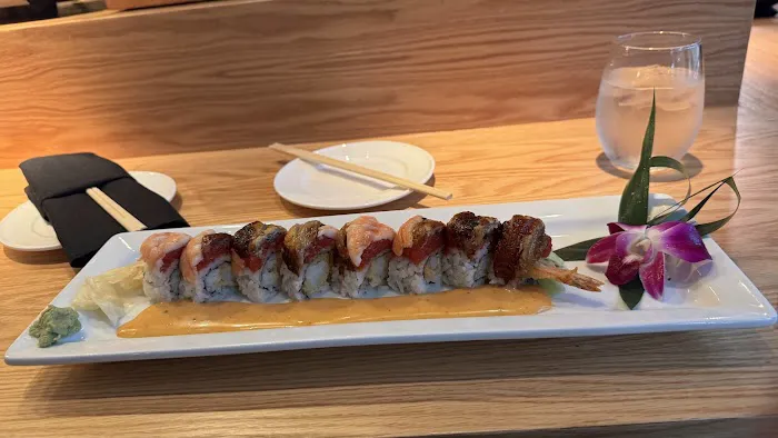 Yellowtail Sushi Bar & Steak Picture 3