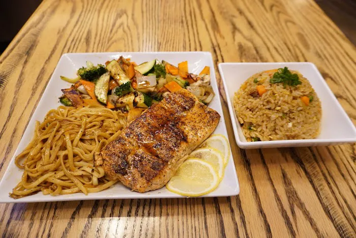 Yellowtail Sushi Bar & Steak Picture 4