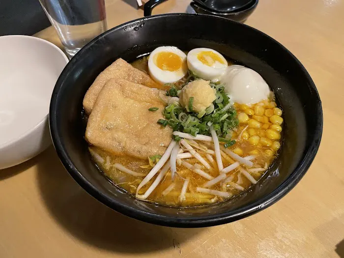 Ichigoh Ramen Lounge Picture 4