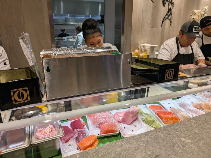 Oishii Sushi & Pan-Asian Dallas - Preston Hollow Picture 4