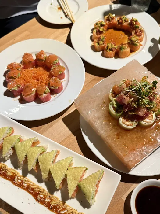 Oishii Sushi & Pan-Asian Dallas - Preston Hollow Picture 10