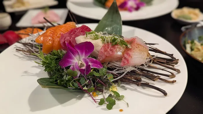 KANZI | Sushi & Hibachi Restaurant Picture 5