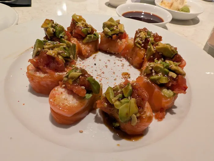 Oishii Sushi & Pan-Asian Dallas - Wycliff Ave Picture 7