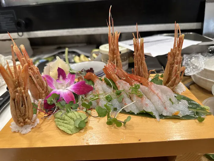 IWA Sushi Grill Picture 5