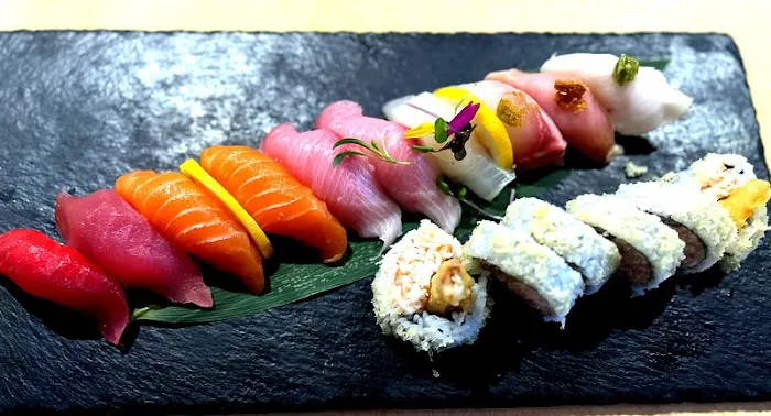 C Rolls Sushi Picture 7