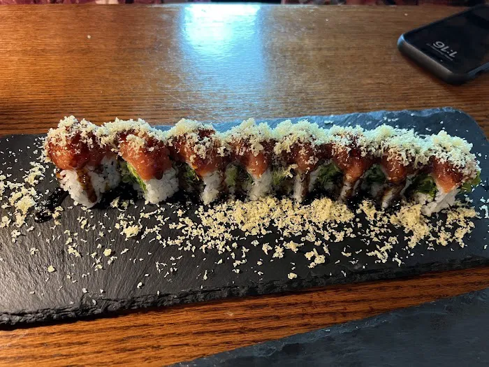 C Rolls Sushi Picture 8