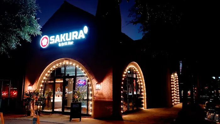 Sakura Sushi & Sake Bar Picture 1