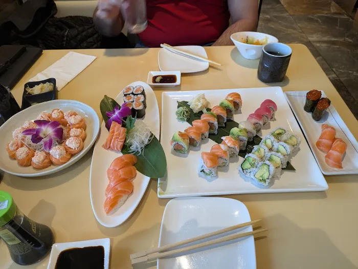 Sakura Sushi & Sake Bar Picture 7