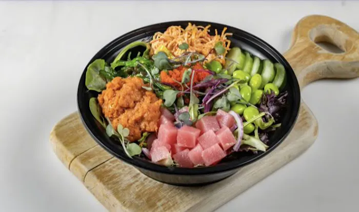 Oishi Sushi & Poke Bowl Picture 6