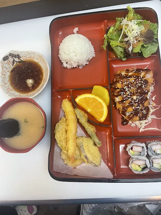Kansha Japanese Sushi Bistro Picture 4