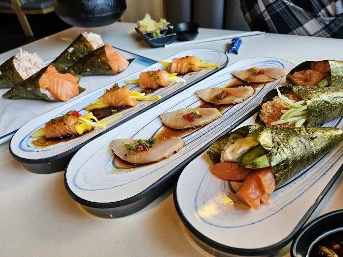 Umiya Sushi Seafood and Grill Picture 7