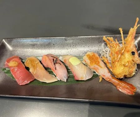 Hachi sushi & omakase