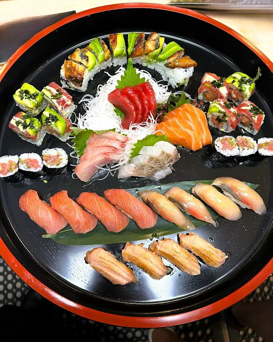Hachi sushi & omakase Picture 5
