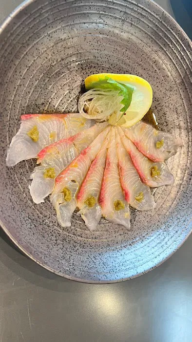 Hachi sushi & omakase Picture 9
